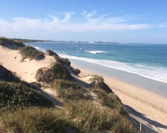 The Sunset Beach House - Geraldton - Beach