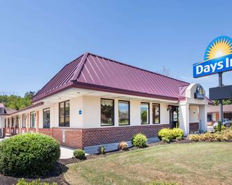 Days Inn by Wyndham Dover Downtown - Dover - Building