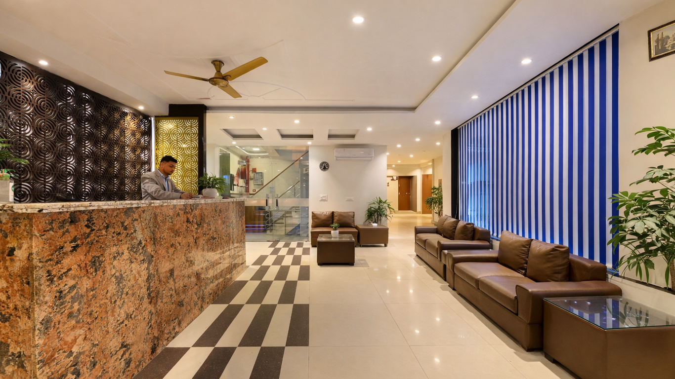 Hotel Paragon Suites Delhi Airport With One Way Airport Trasnfer