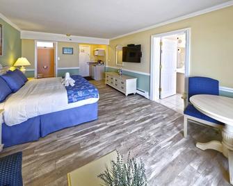 Drifting Sands Oceanfront Hotel - Ship Bottom - Bedroom