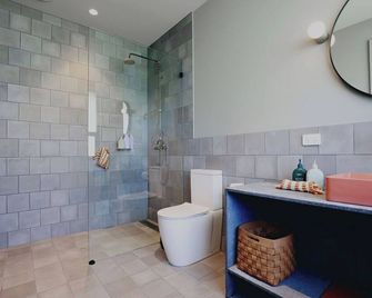 Stony Rise Lodge - Robe - Bad