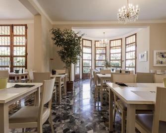 Villa Arizona - Milano Marittima - Restaurant