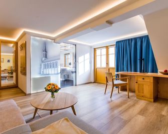Rübezahlbaude - Großschönau - Wohnzimmer
