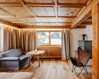 Fernsicht Alpen-Apartments - Lech am Arlberg - Living room