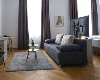 Hotel Belmur - Murska Sobota - Вітальня