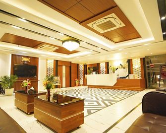 Royal Palace Beach Resort And Spa - Mandarmani - Лоббі
