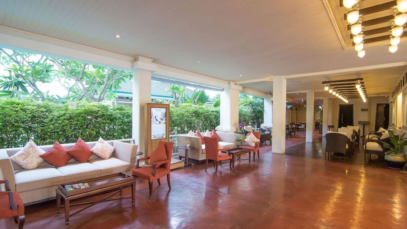 Kalanan Riverside Resort