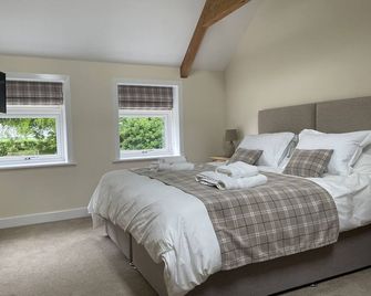 The Grooms Cottage - York - Bedroom