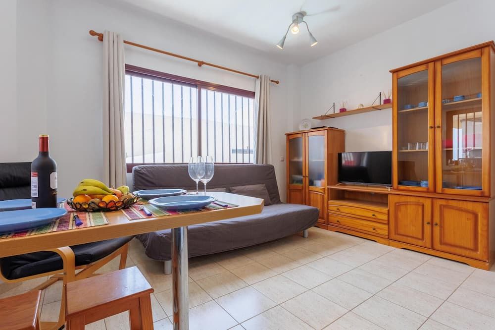 Amazing Apartment In Puerto Del Rosario - פוארטו דל רוזאריו - סלון