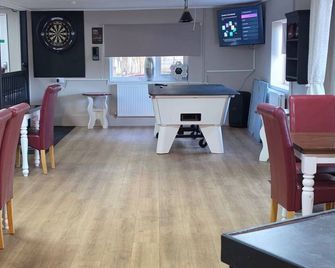 Glan yr Afon Un - Relax Recuperate Enjoy - Welshpool - Restaurant