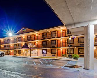 شور ستاي هوتل باي بست ويسترن توبيلو نورث - توبيلو - مبنى