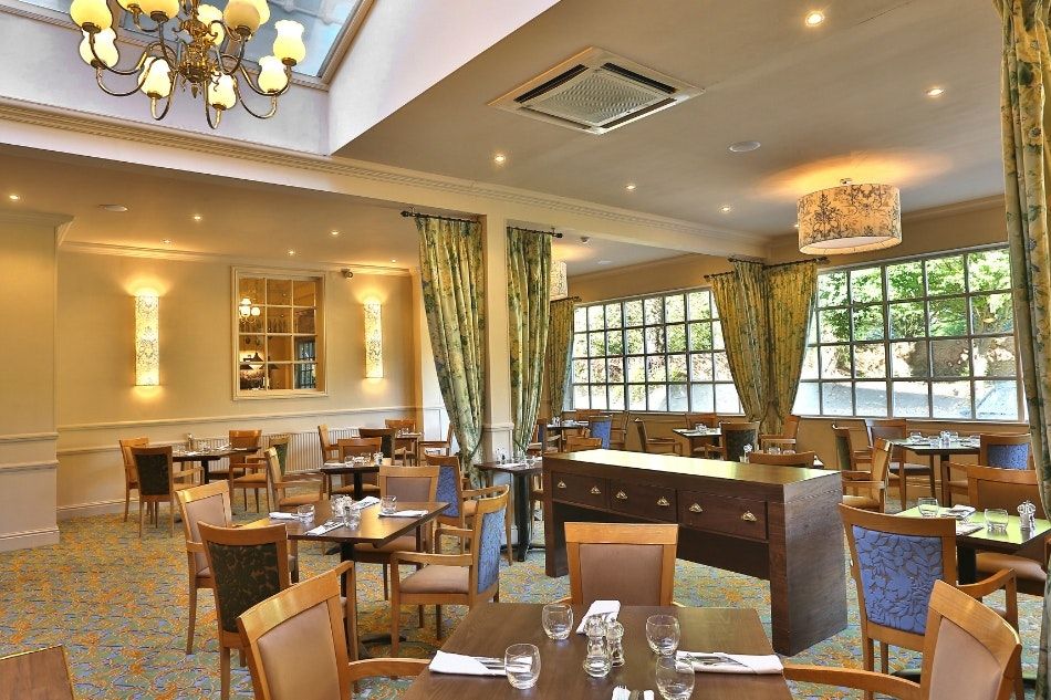 Reigate Manor - Reigate - Ресторан