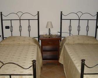 B&B Sole Del Pollino - Rotonda - Habitación