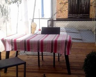 Chambre d'hôte du Château - Dourdan - Innenhof