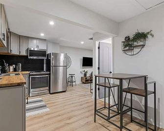 Chic 1BR Oasis Ideal Retreat near Six Flags - Austell - Küche