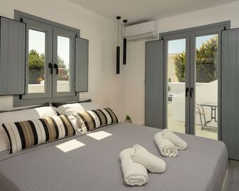 Linea Luxury Suites - Fira - Chambre