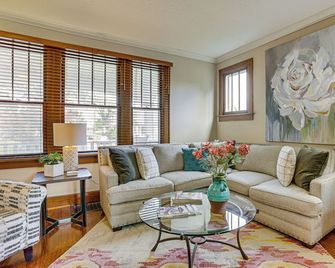 Charming & Family-Friendly Zanesville Home! - Zanesville - Huiskamer