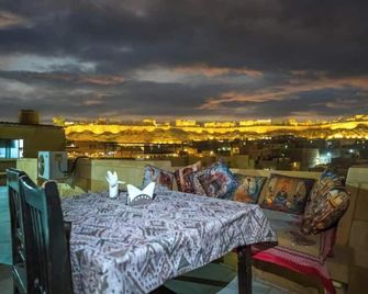 Hotel Royal Haveli - Jaisalmer - Parveke