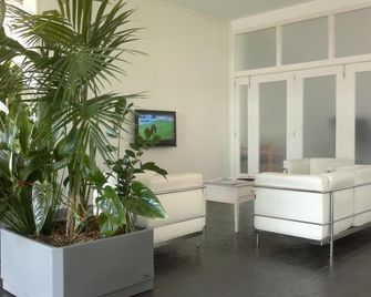 Hotel Roca - Vinaros - Лоббі