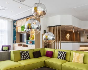 Holiday Inn Düsseldorf Neuss - Neuss - Lounge