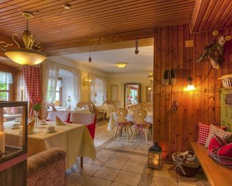 Landhotel Lindenhof - Vohenstrauß - Dining room