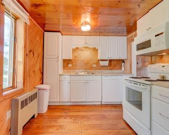 Stratton Mountain On A Budget - South Londonderry - Küche