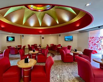 Hotel & Villas Plaza del Rey - Solo Adultos - מקסיקו סיטי - טרקלין