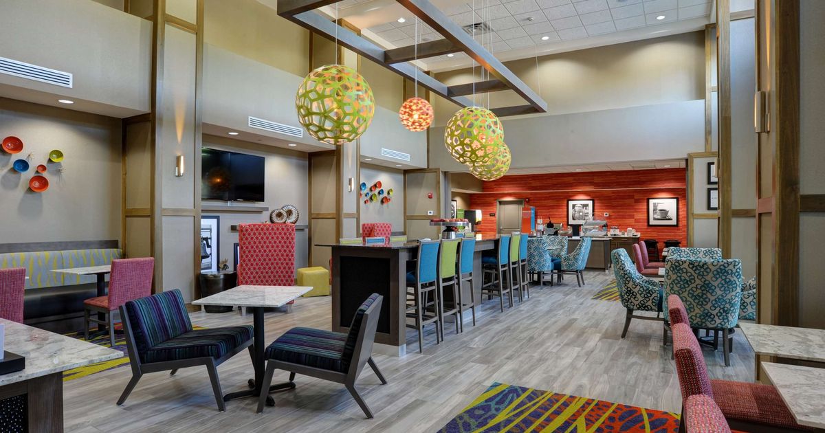 Hampton Inn & Suites Ardmore à partir de 86 €. Hôtels à Ardmore KAYAK