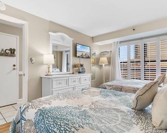 Stunning Ocean View Condo- Balcony & Resort Perks - Myrtle Beach - Bedroom