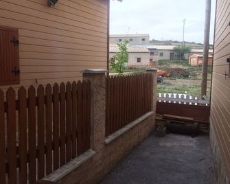 Se Alquila Cabaña de Madera - Orihuela del Tremedal - Balcón