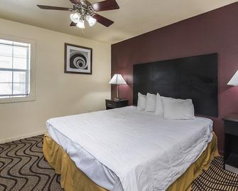 Relax Inn - Manor - Bedroom