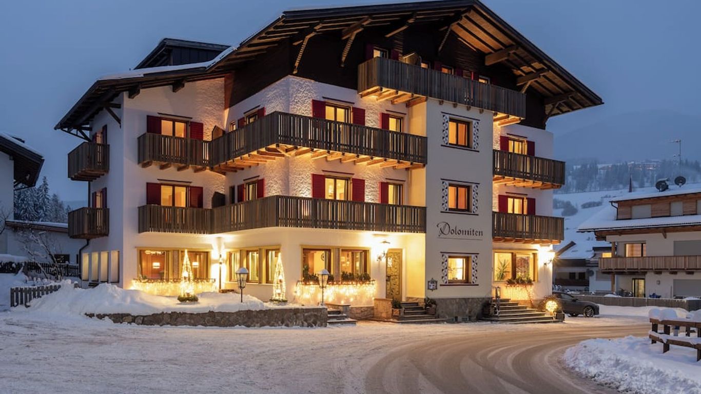 Hotel Dolomiten