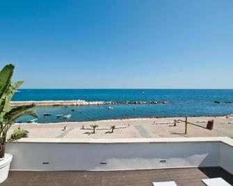 Moma B&b Molfetta Mare - Molfetta - Playa