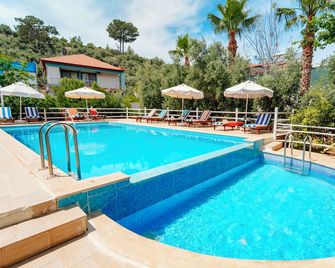 Flower Hotel Patara - Gelemiş - Piscina