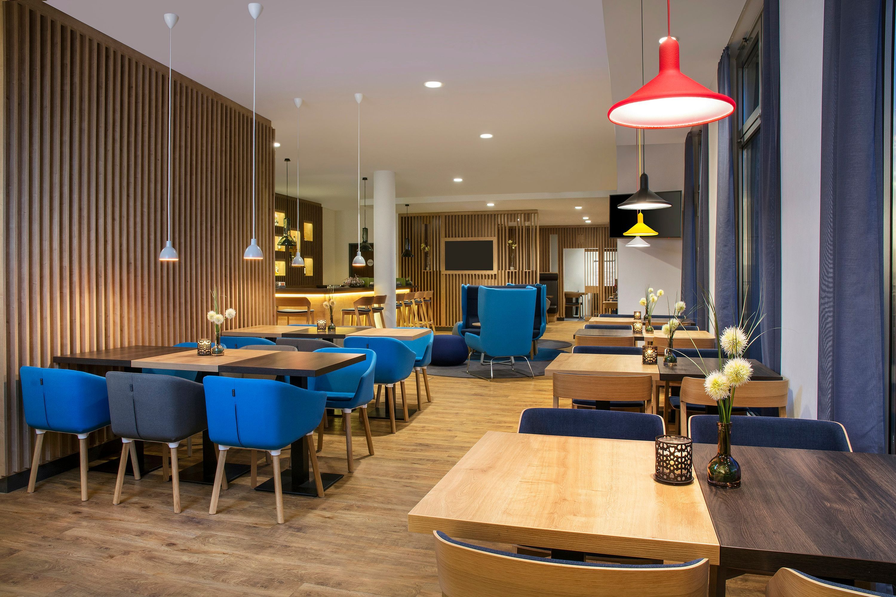 Holiday Inn Express Baden - Baden By IHG - באדן-באדן - מסעדה