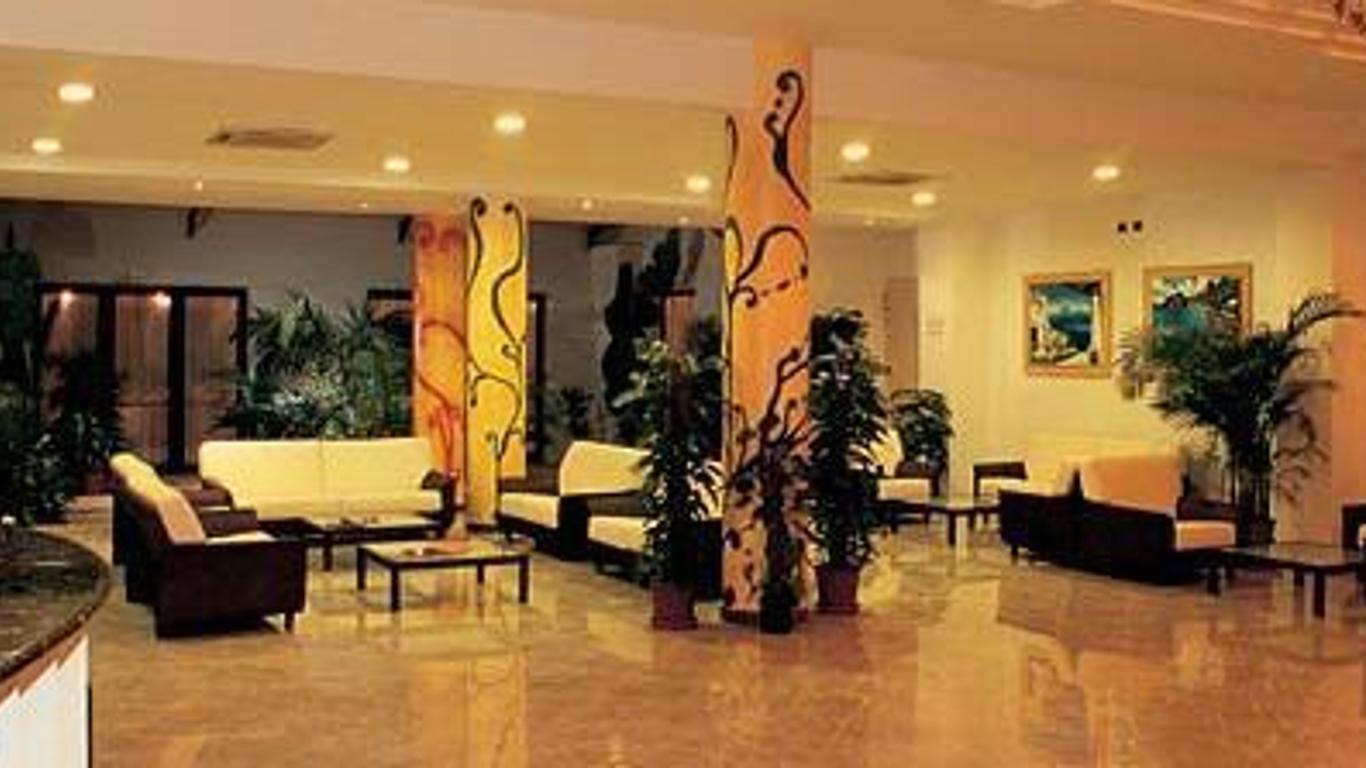 جراند هوتل سيلينونت