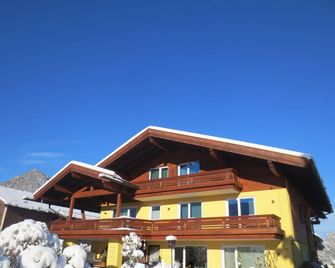 Hotel Alp Inn - Chiemgaukarte inclusive - Ruhpolding - Bygning
