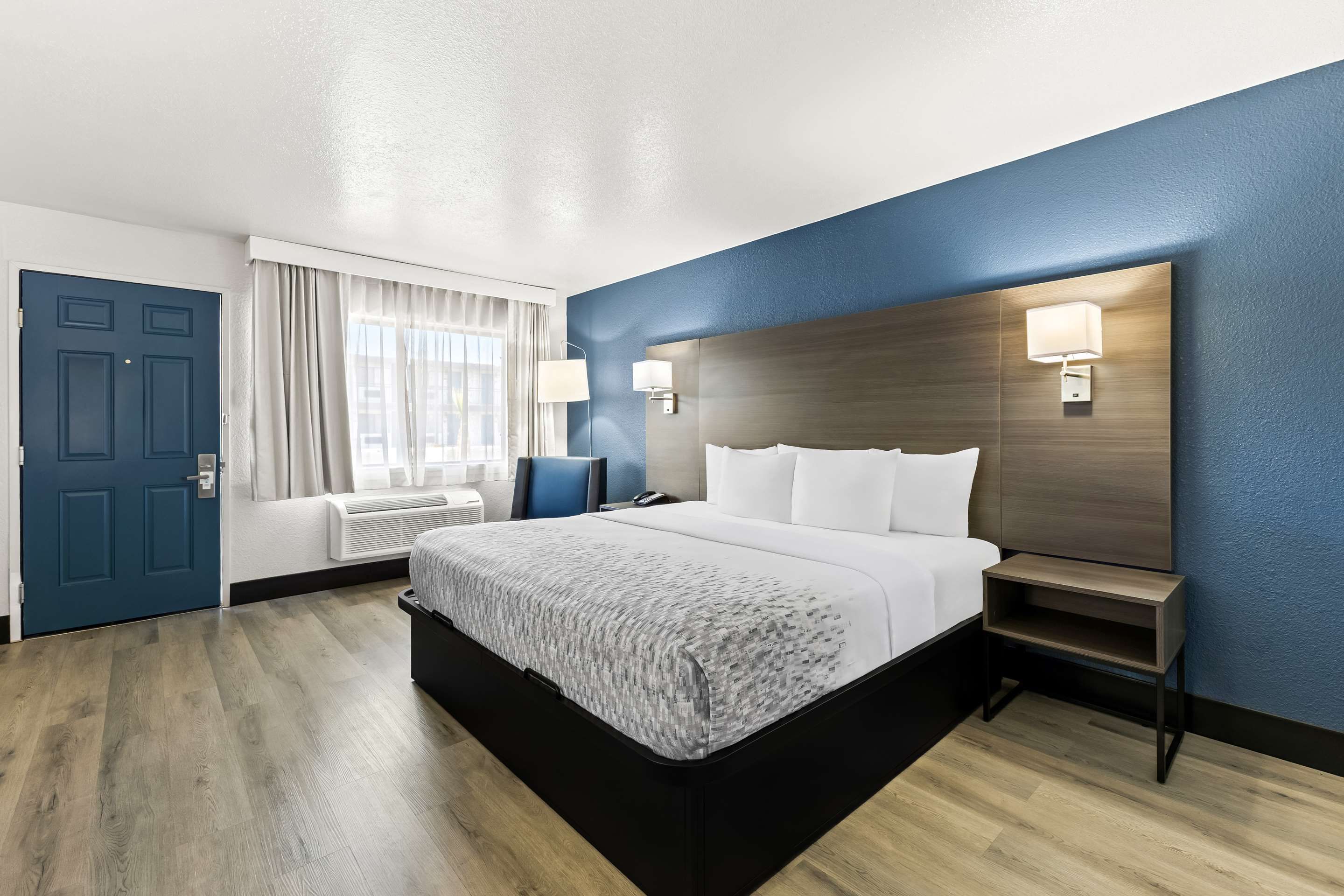SureStay by Best Western Phoenix Airport