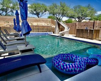 Dream Vacation- Executive Retreat in Beautiful Vail, AZ - Vail - Pool