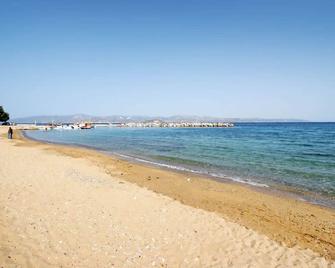 Ampelas Nostalgia Apartments - Paros Apollon Gem - Parikia - Beach