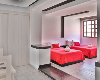 Hotel Colonial Playa del Carmen - Playa del Carmen