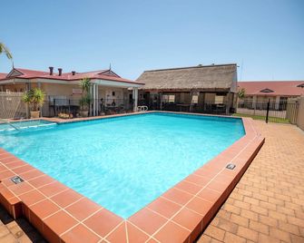 Bunbury Motel and Apartments - Bunbury - Pool