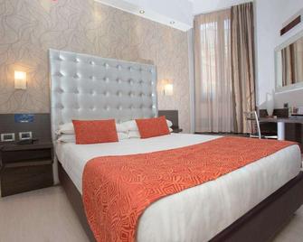 Euro Hotel - Piacenza - Bedroom