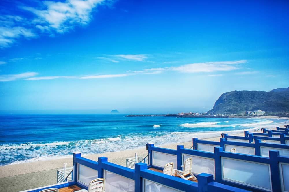 White House Hot Spring Beach Resort