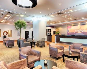 The Q - Quadro City Hotel - Karlsruhe - Front desk