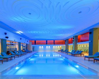 Arina Beach Resort - Heraklion - Pool