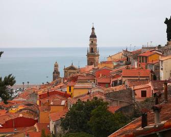Lovely Bed and Breakfast Old Town Menton - Menton - Outdoor view