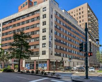 Elegant Condo near French Quarter and Bourbon St - Nueva Orleans - Edificio