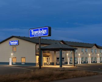 Travelodge by Wyndham Pincher Creek - Pincher Creek - Gebäude