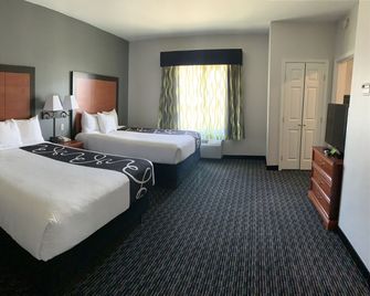 La Quinta Inn & Suites by Wyndham Rifle - Rifle